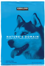 Cargar imagen en el visor de la galería, Kirkland Signature Nature&#39;s Domain Alimento para Perro con Salmón y Camote 15.87kg
